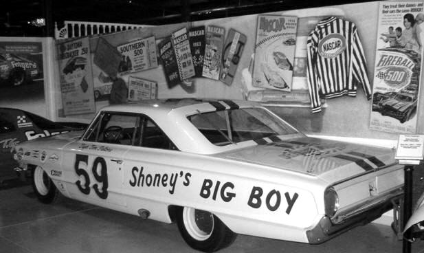 Tiger_tompistone59Ford_bandw.jpg